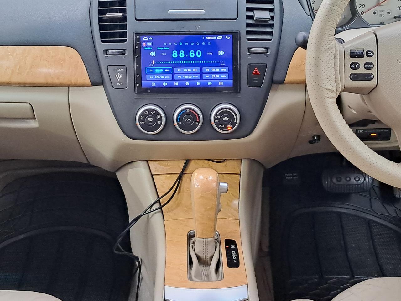 2006 Nissan Bluebird thumbnail