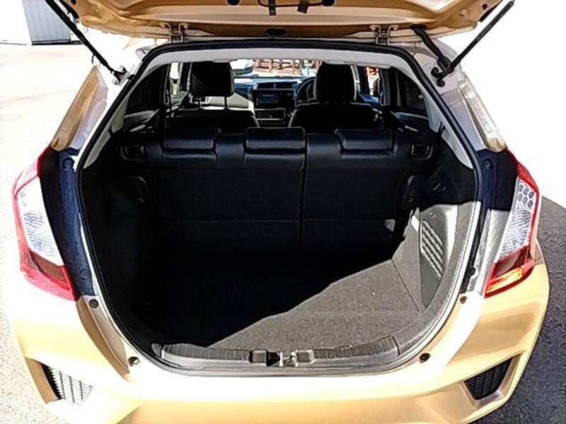 2013 Honda Fit thumbnail