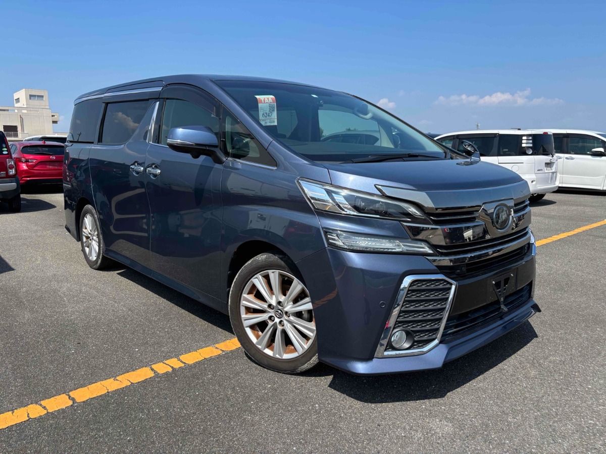 2016 Toyota Vellfire thumbnail