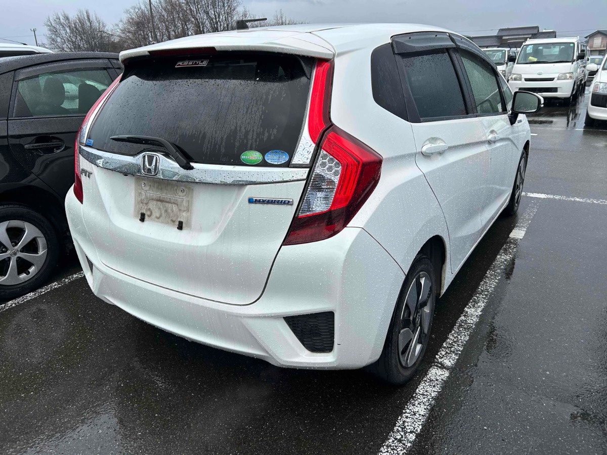 2015 Honda Fit thumbnail