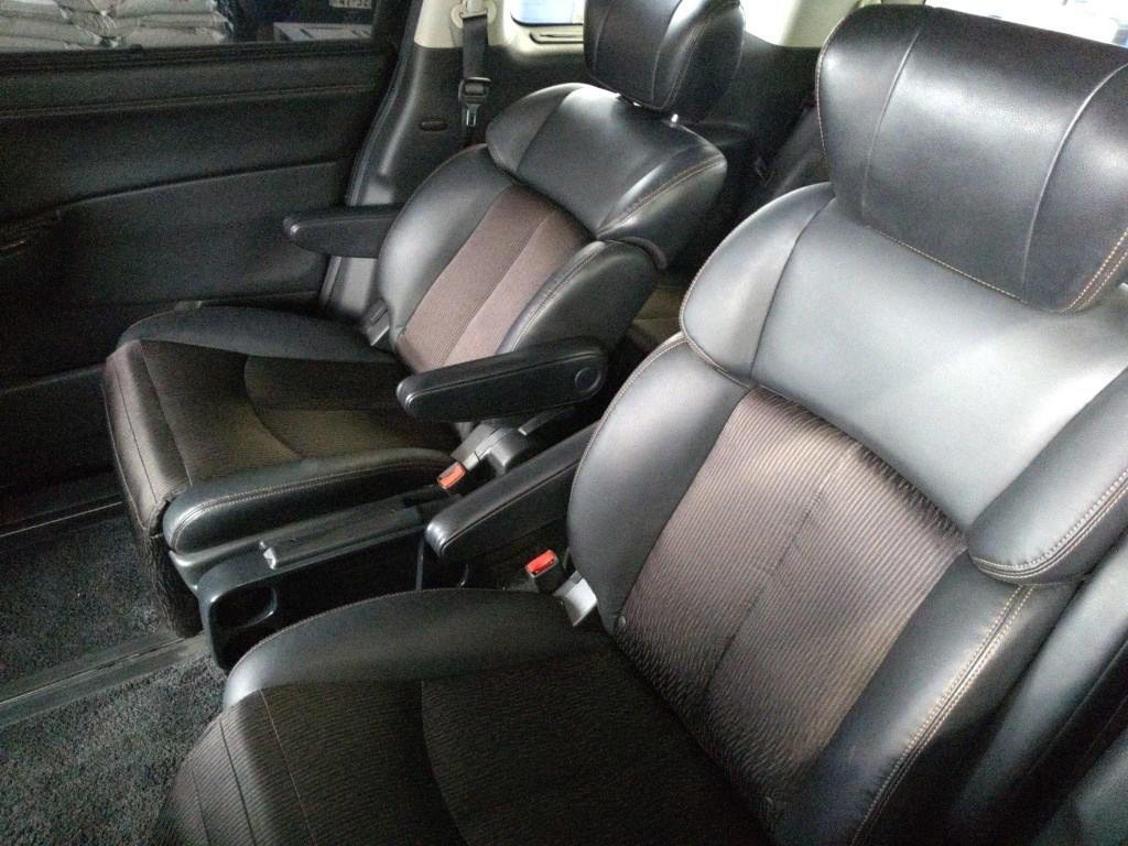 2015 Nissan Elgrand thumbnail