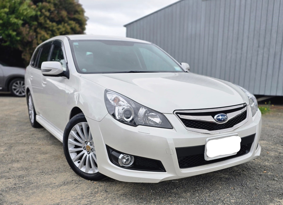 2009 Subaru Legacy thumbnail