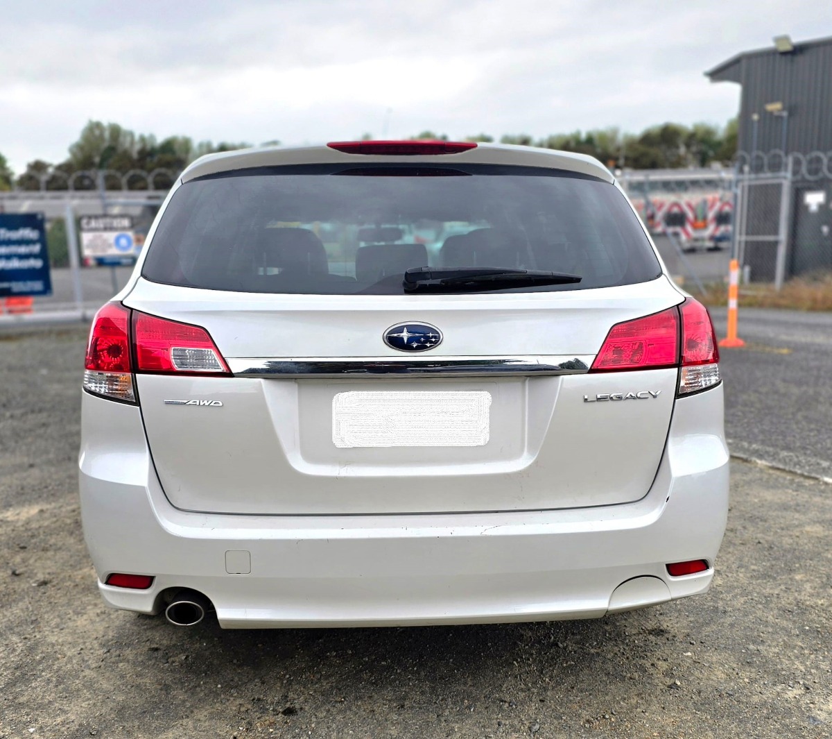 2009 Subaru Legacy thumbnail