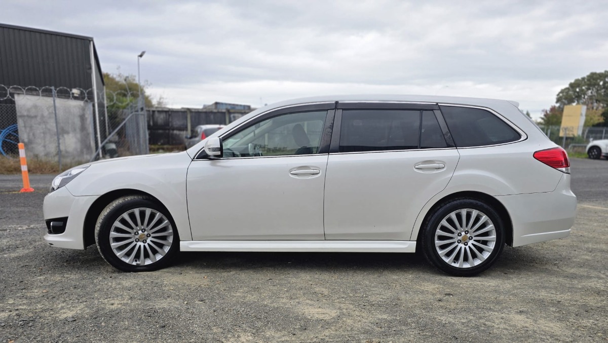 2009 Subaru Legacy thumbnail