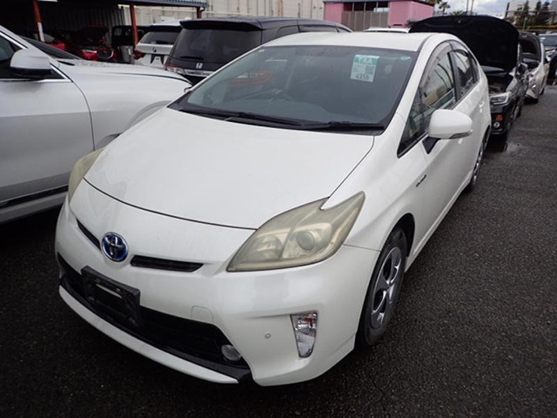 2013 Toyota Prius thumbnail