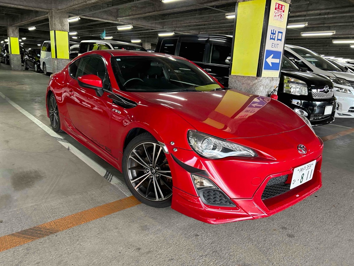 2012 Toyota 86 thumbnail