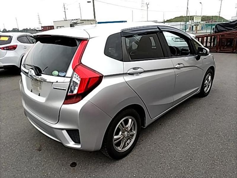 2013 Honda Fit thumbnail
