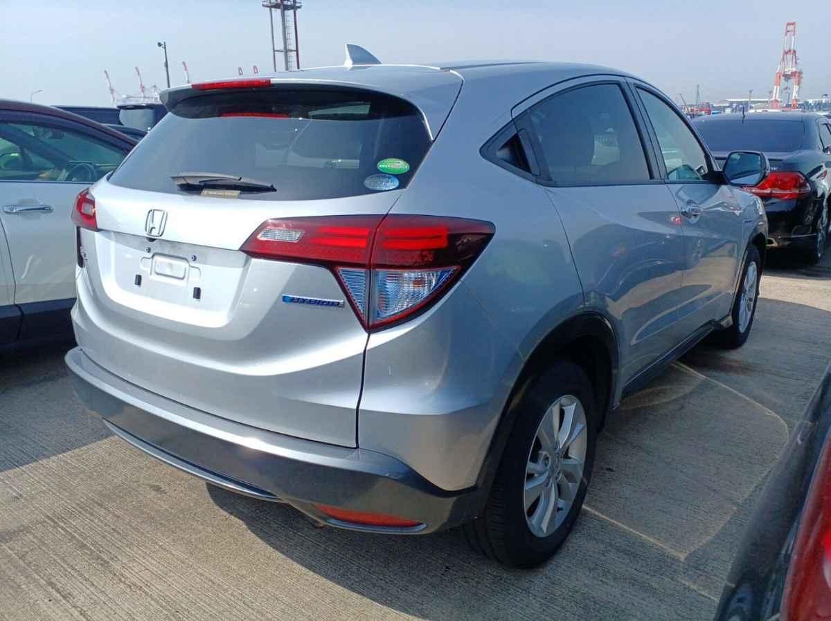 2014 Honda Vezel thumbnail