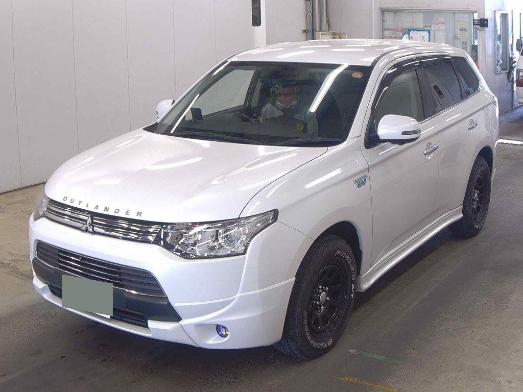 2015 Mitsubishi Outlander thumbnail