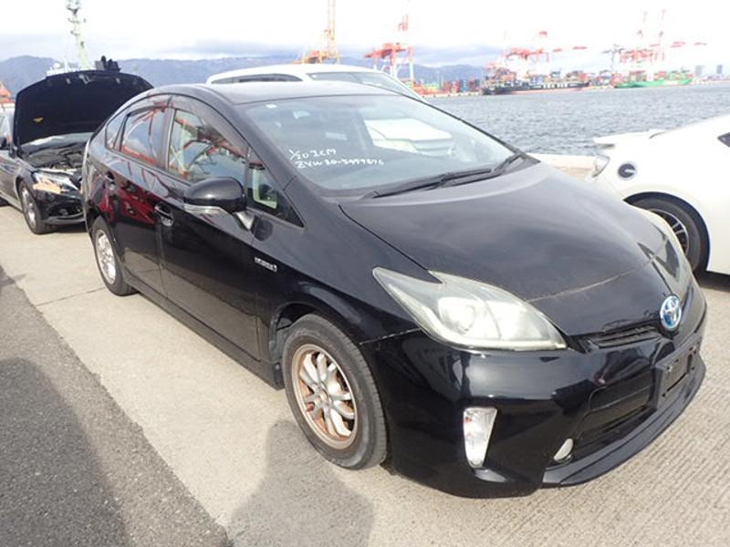 2012 Toyota Prius thumbnail