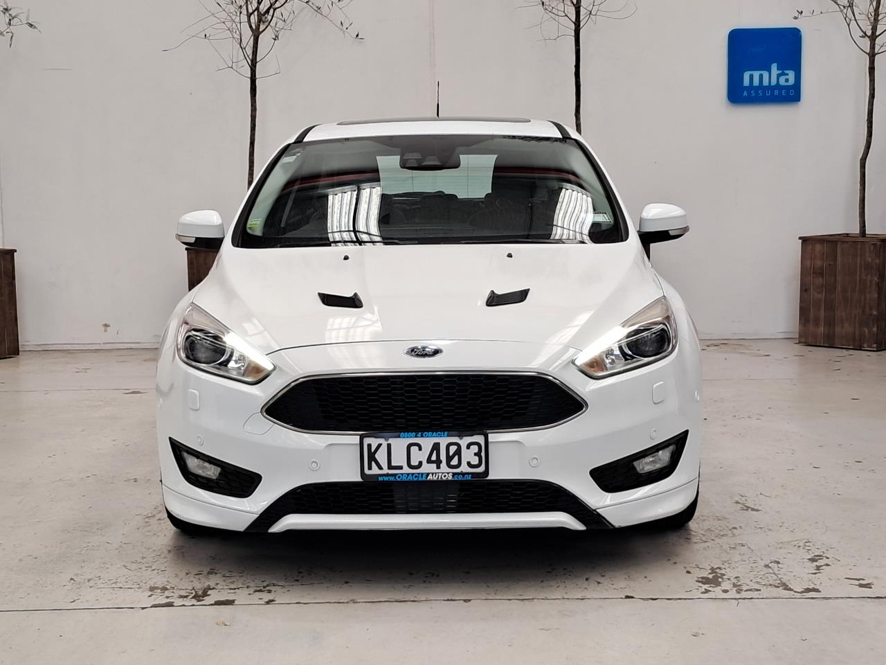 2017 Ford Focus thumbnail