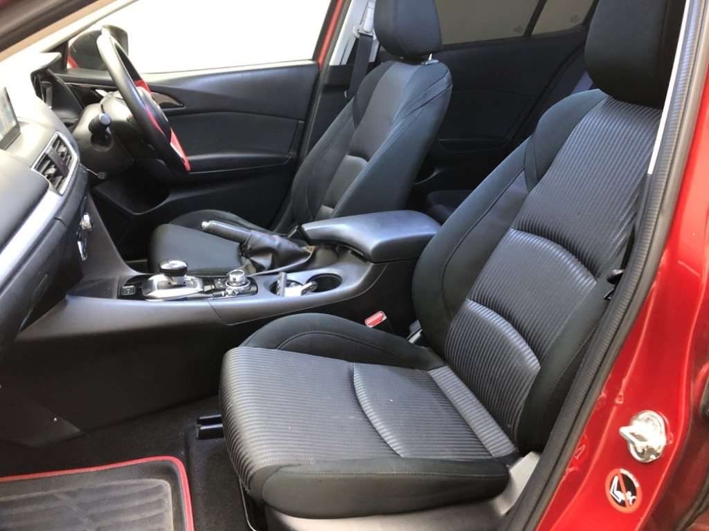 2013 Mazda Axela thumbnail