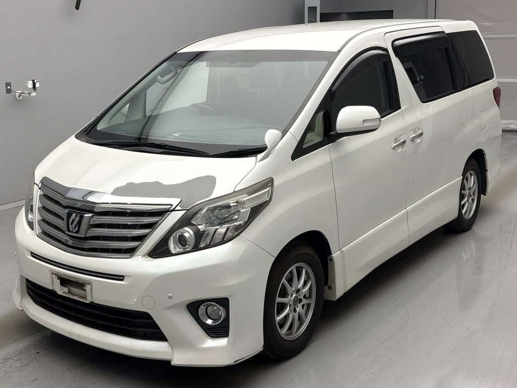 2013 Toyota Alphard thumbnail