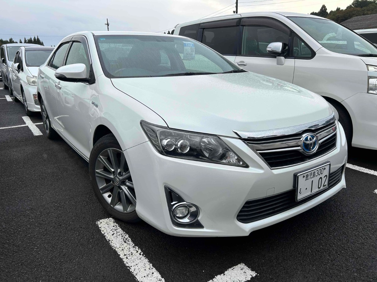 2013 Toyota Camry thumbnail