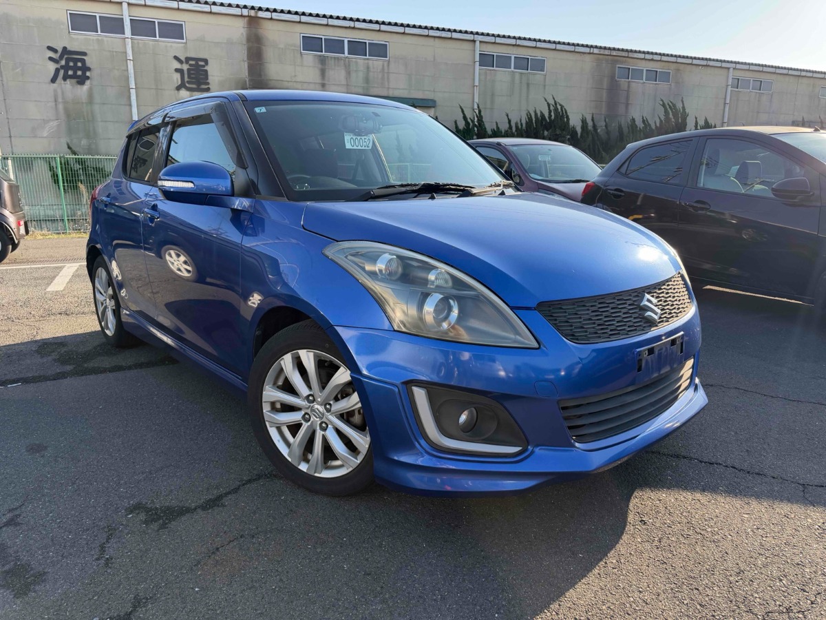 2013 Suzuki Swift thumbnail