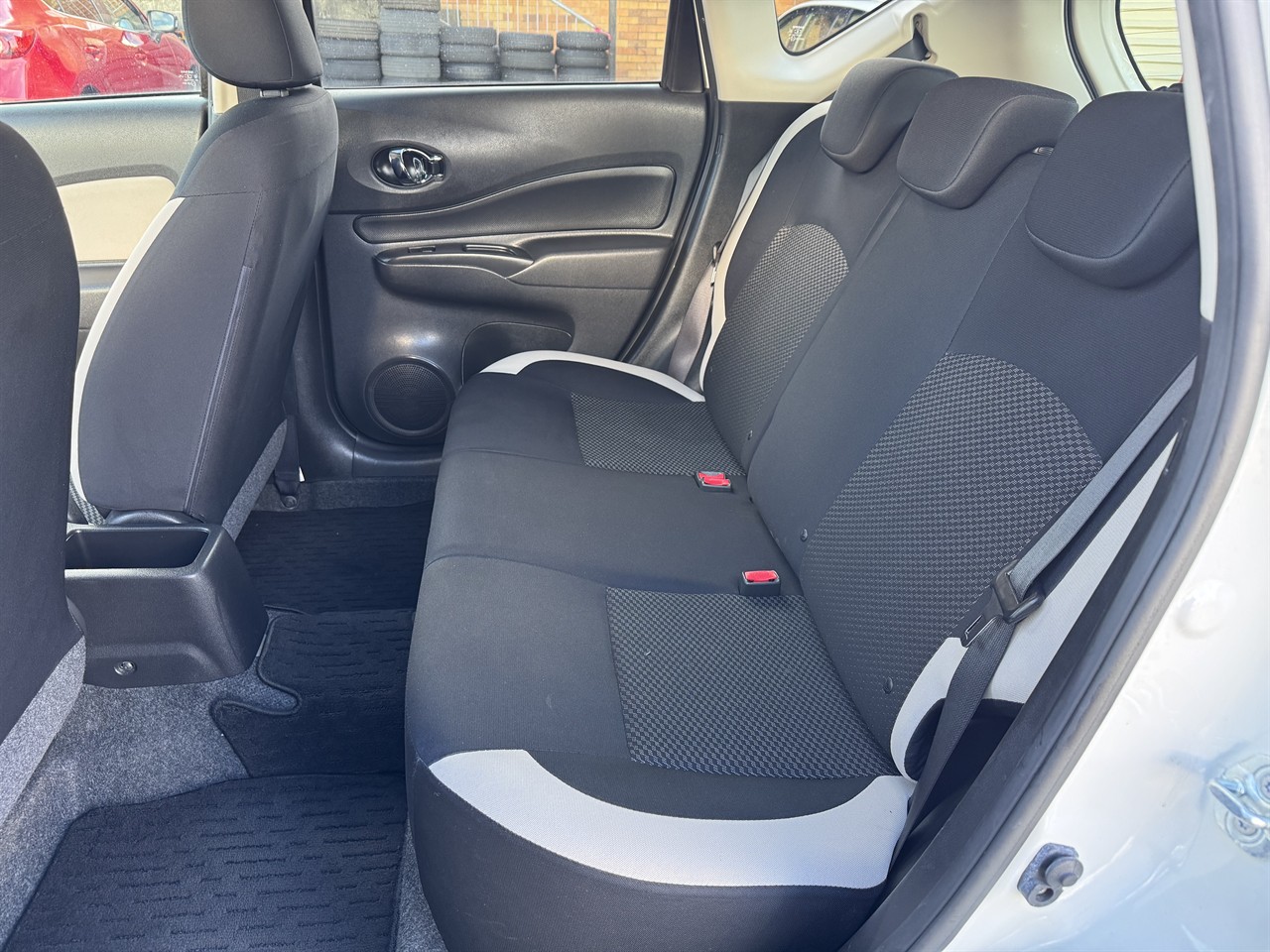 2018 Nissan Note thumbnail