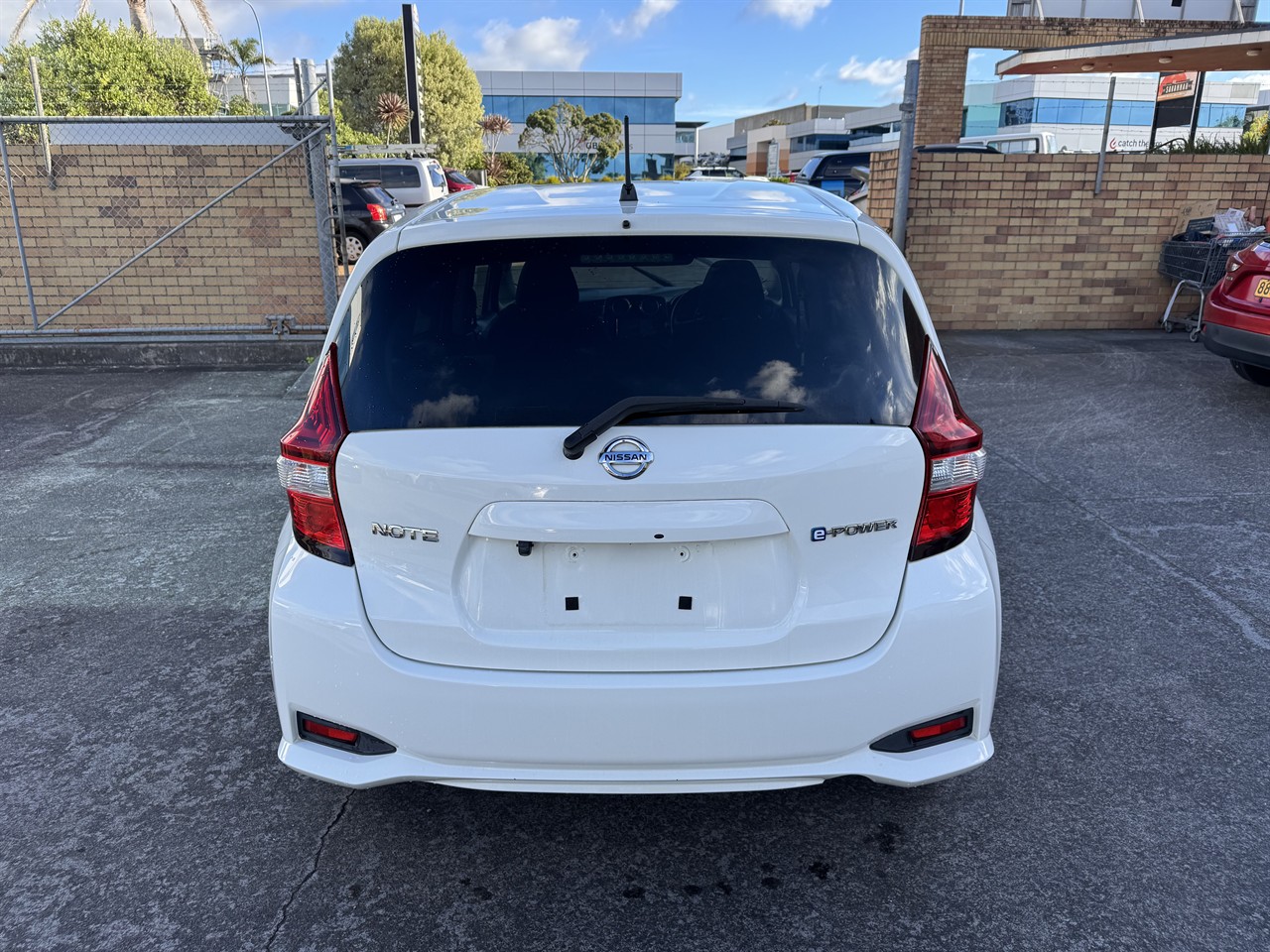 2018 Nissan Note thumbnail