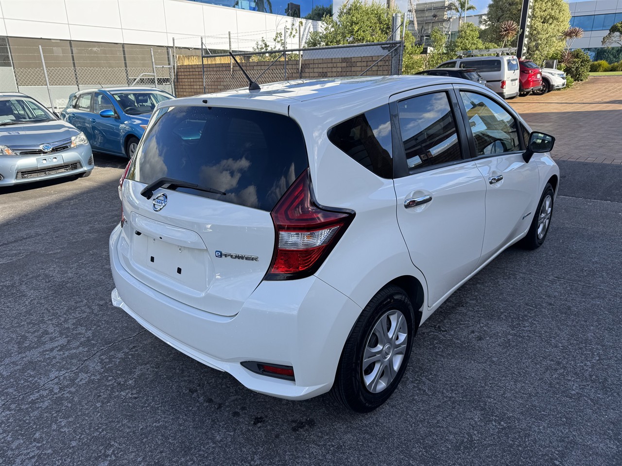 2018 Nissan Note thumbnail