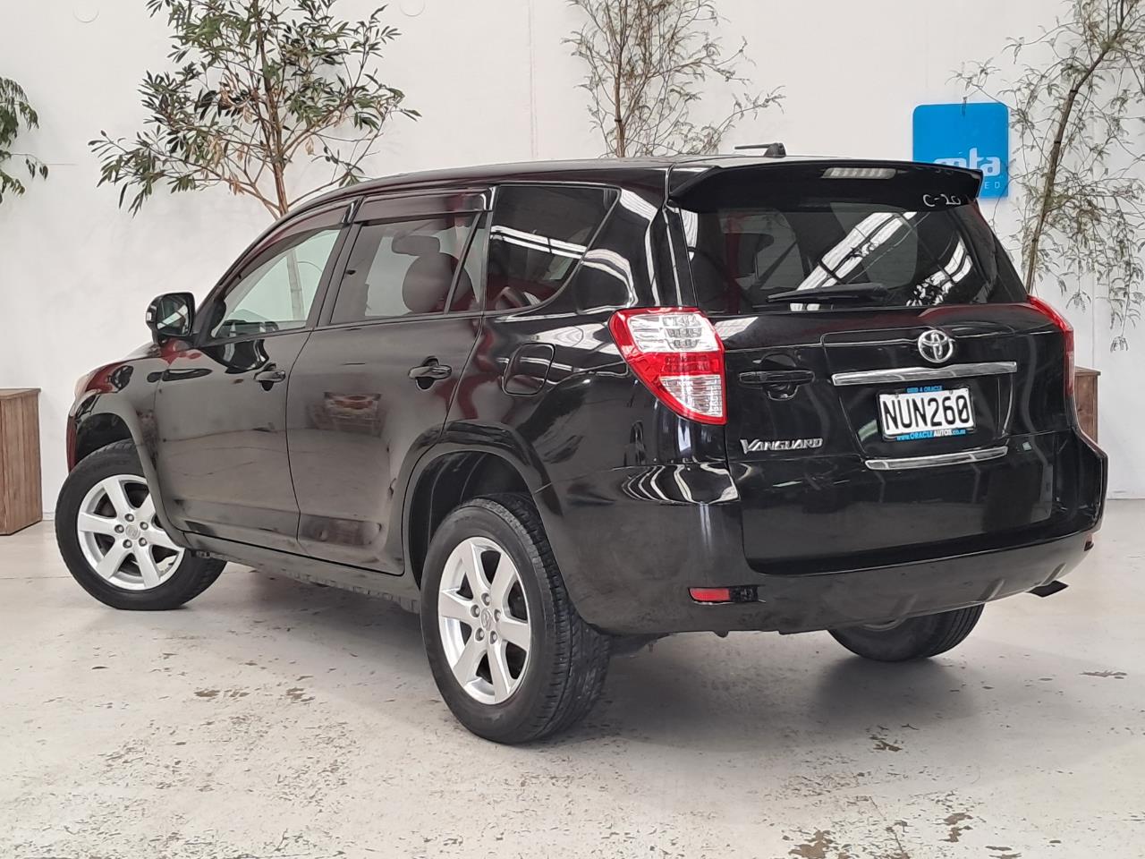 2007 Toyota Vanguard thumbnail