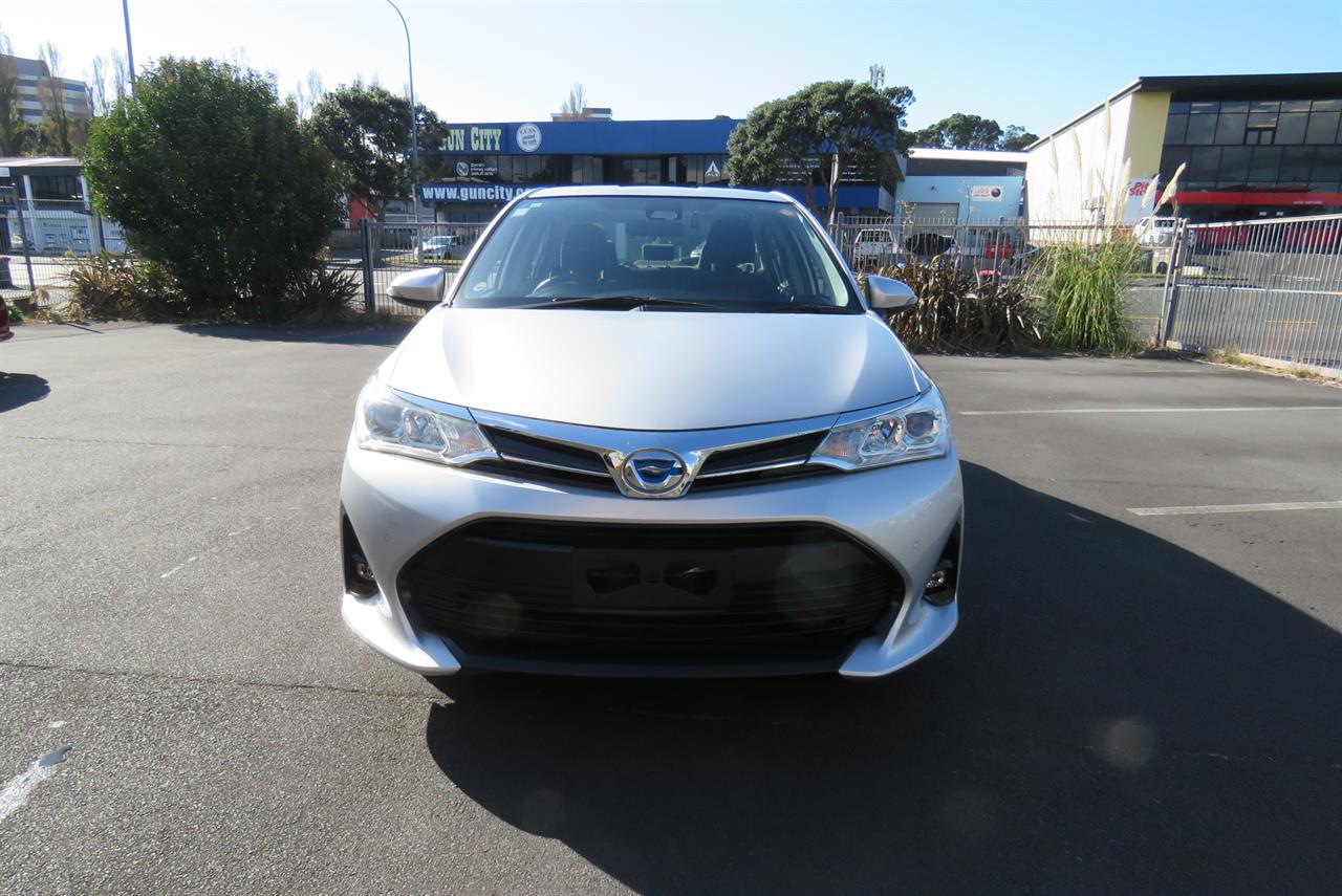 2017 Toyota Corolla thumbnail