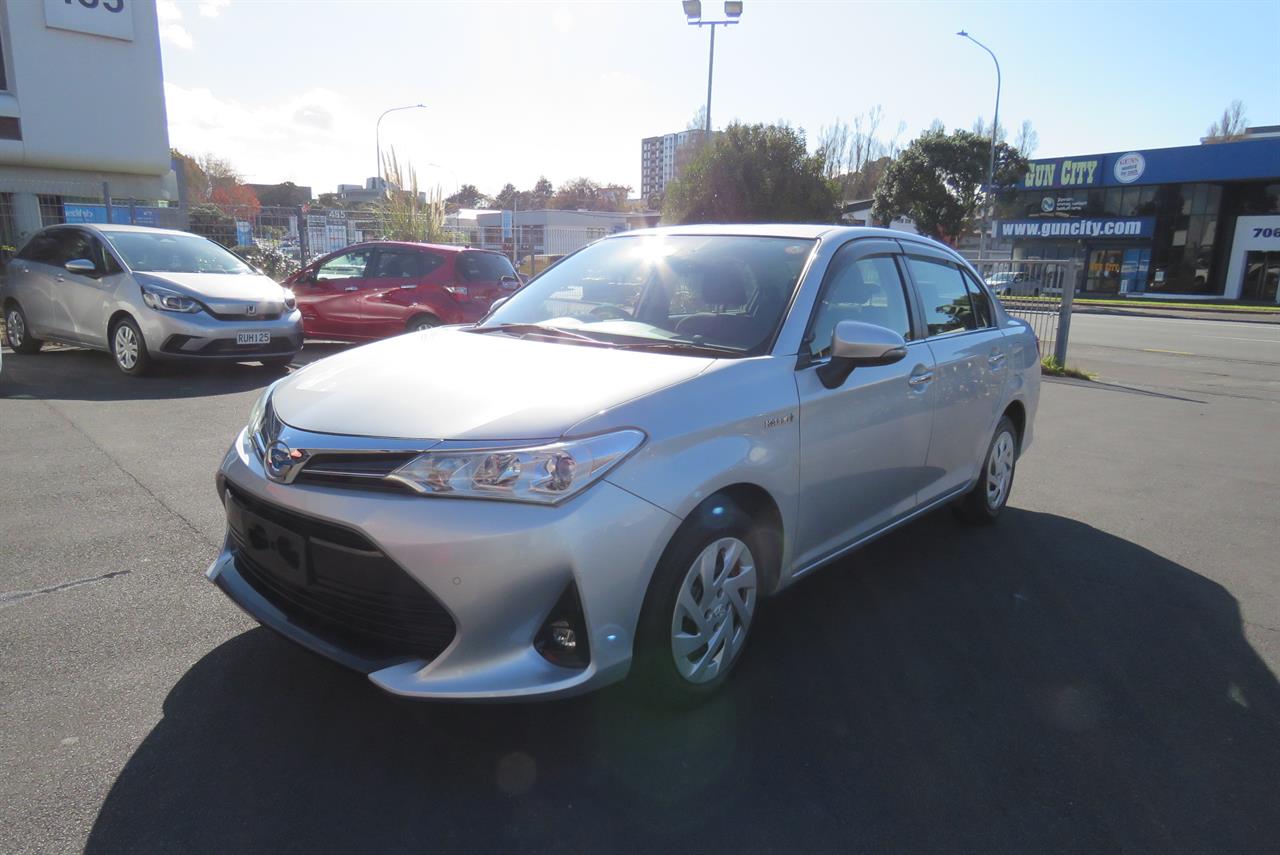 2017 Toyota Corolla thumbnail