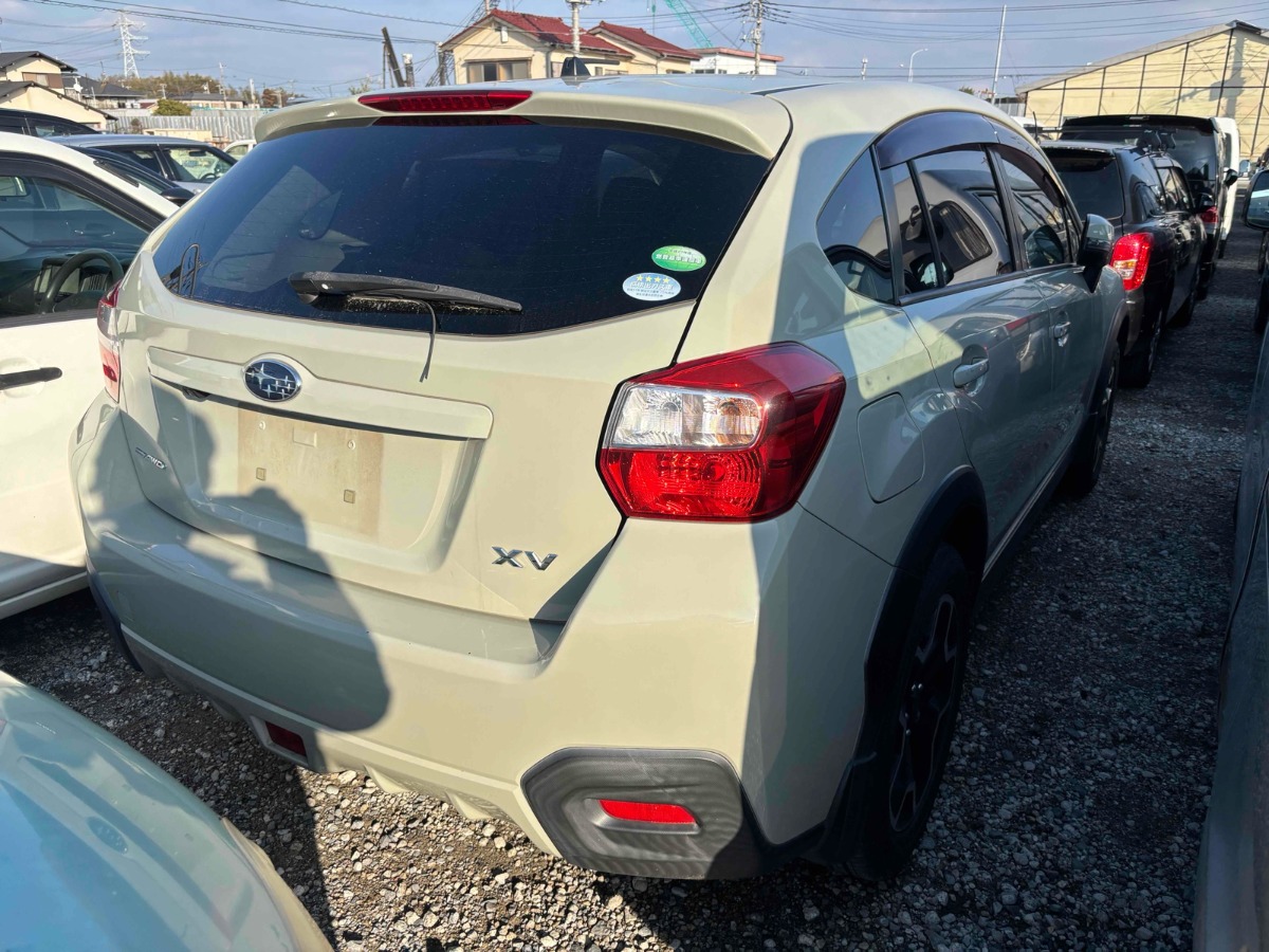 2014 Subaru XV thumbnail