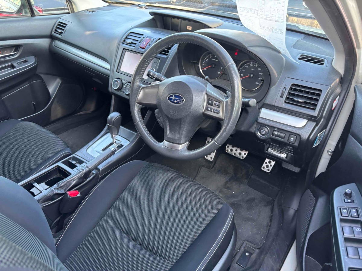2014 Subaru XV thumbnail