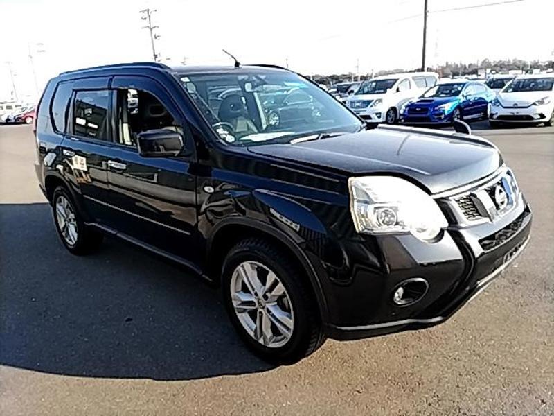 2012 Nissan X-Trail thumbnail