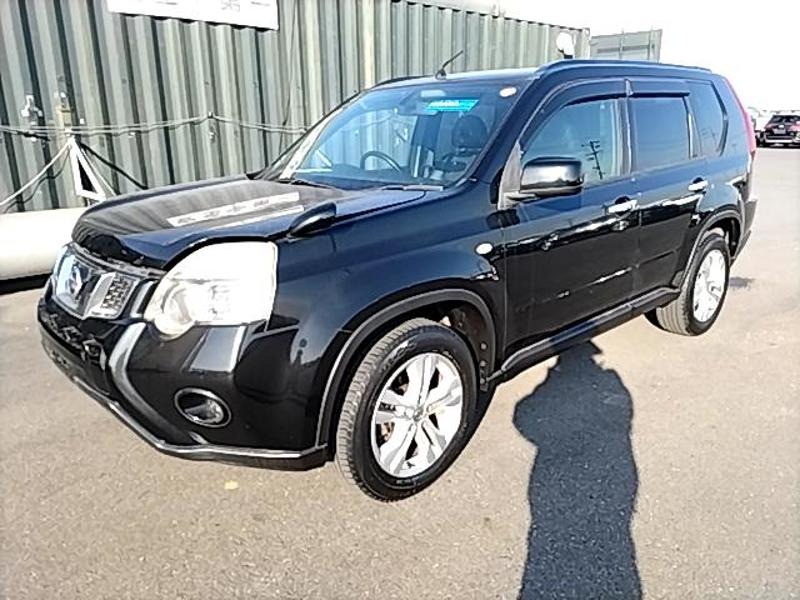 2012 Nissan X-Trail thumbnail