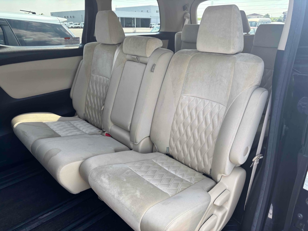 2019 Toyota Vellfire thumbnail