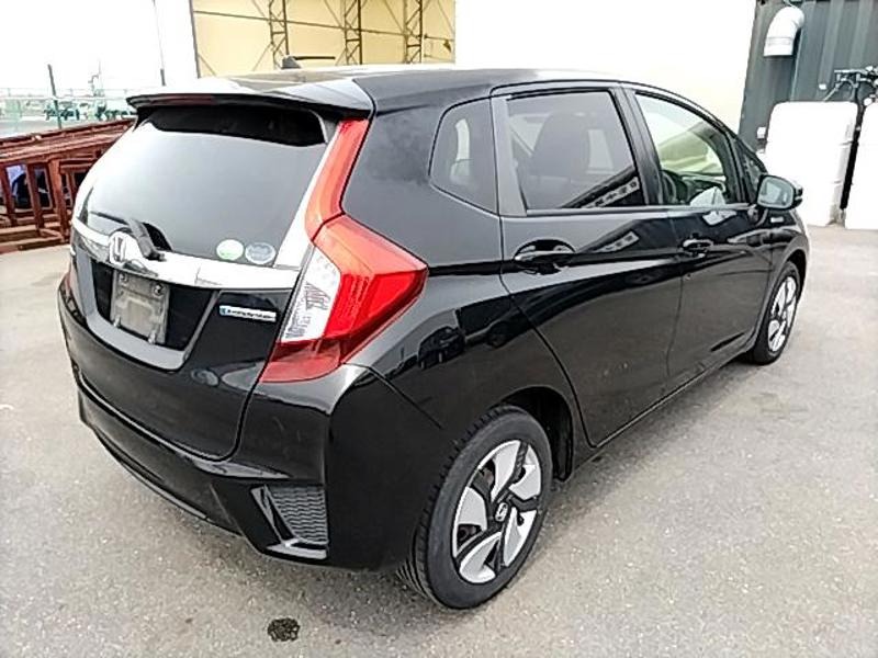 2013 Honda Fit thumbnail