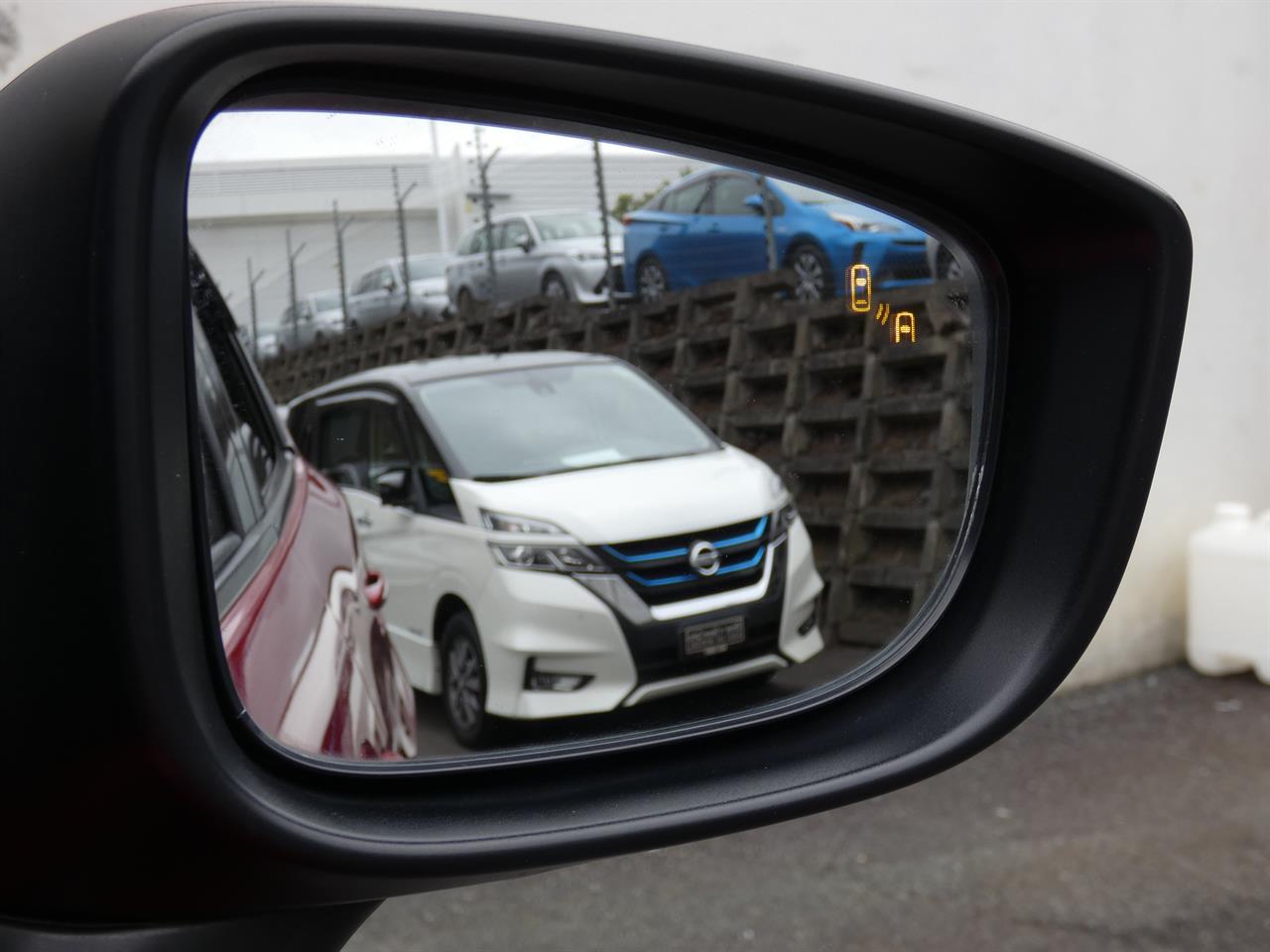 2017 Mazda DEMIO thumbnail