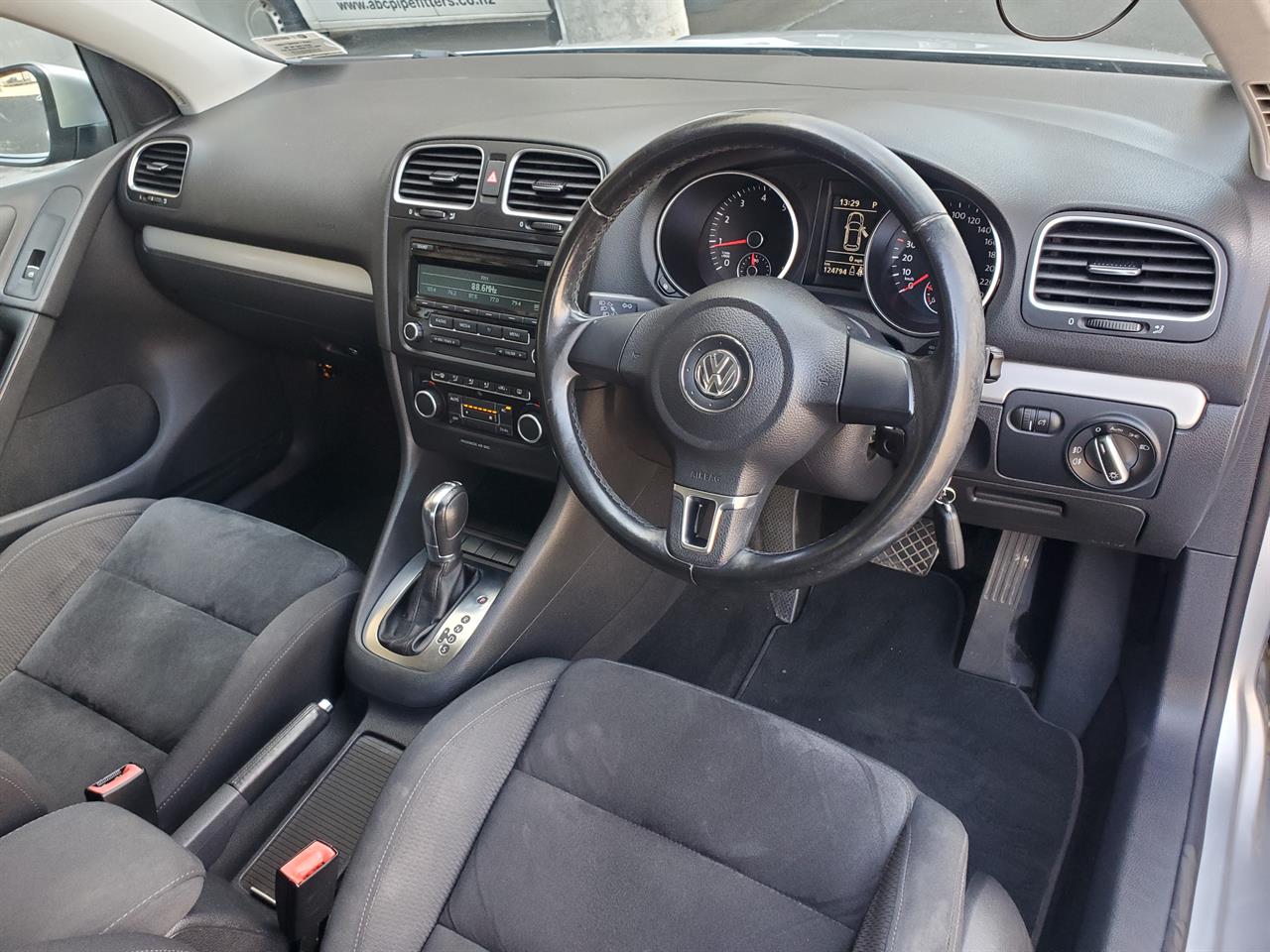 2012 Volkswagen Golf thumbnail