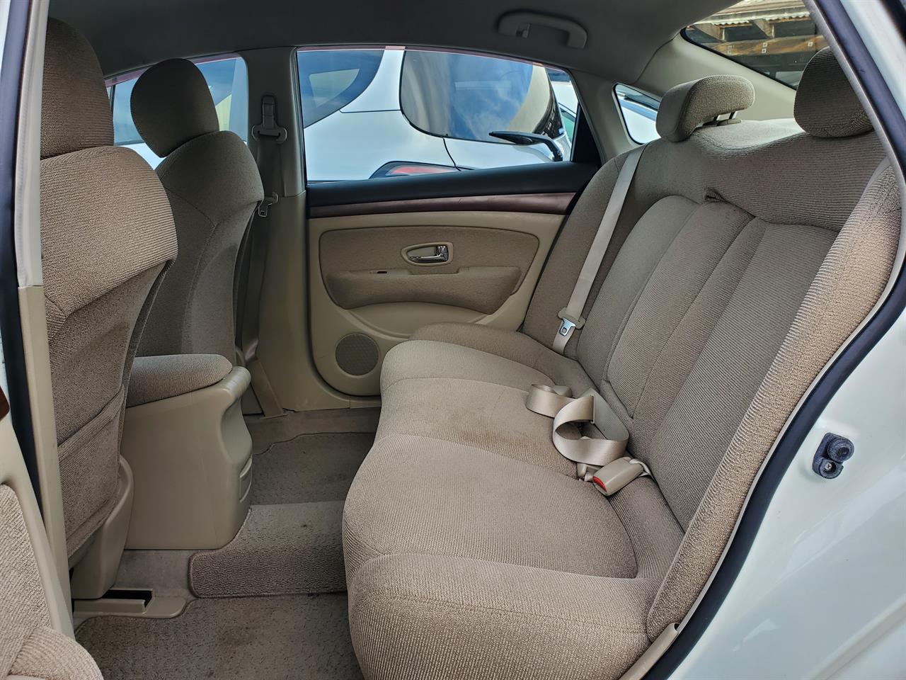 2007 Nissan Bluebird thumbnail