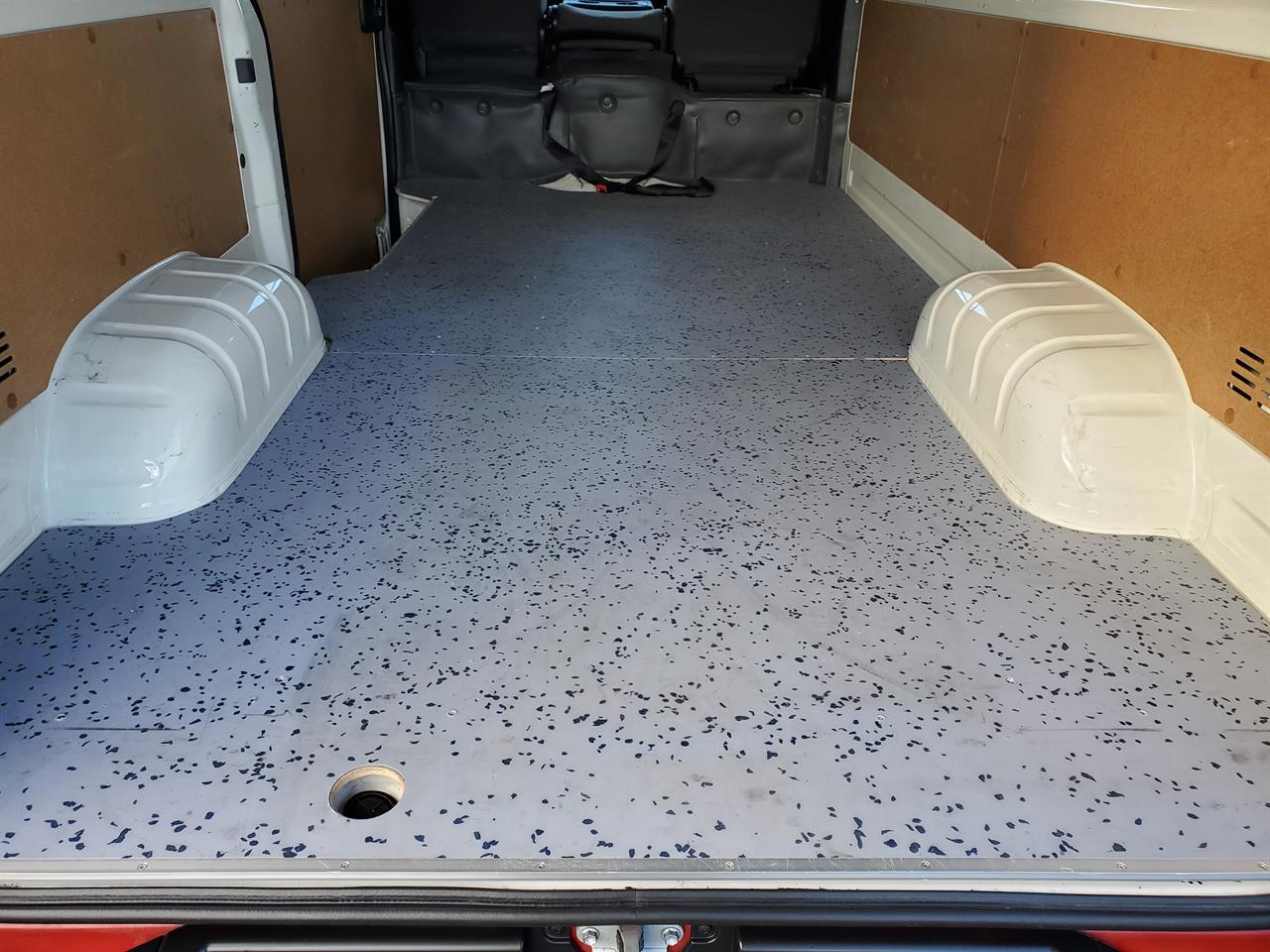 2020 Toyota Hiace thumbnail