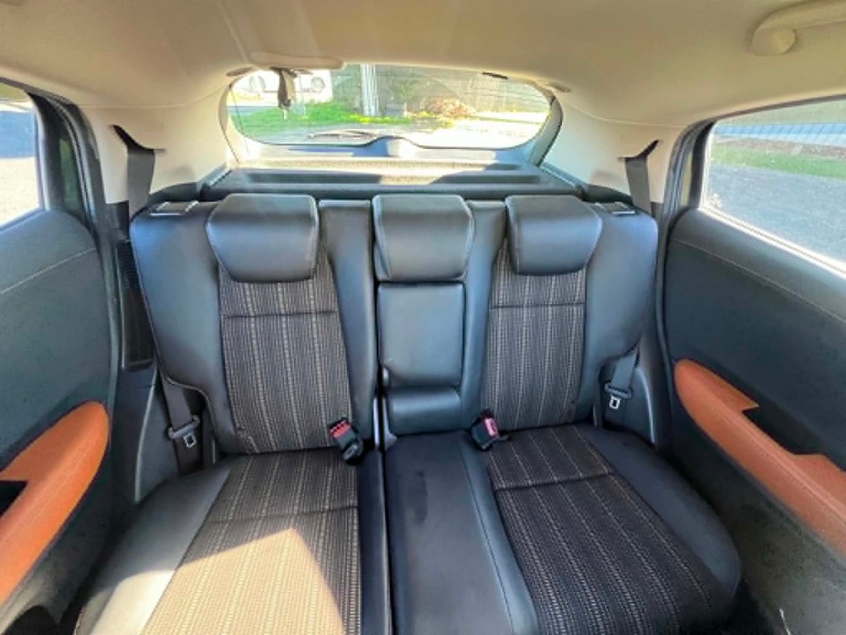 2014 Honda Vezel thumbnail