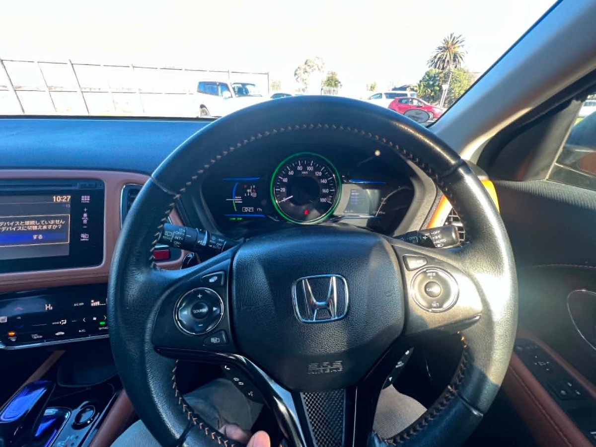 2014 Honda Vezel thumbnail