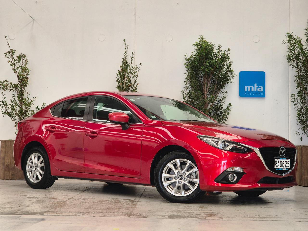 2015 Mazda Axela thumbnail