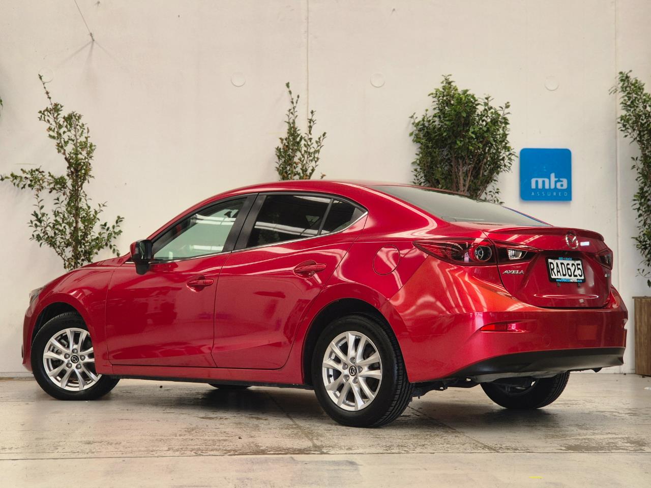 2015 Mazda Axela thumbnail