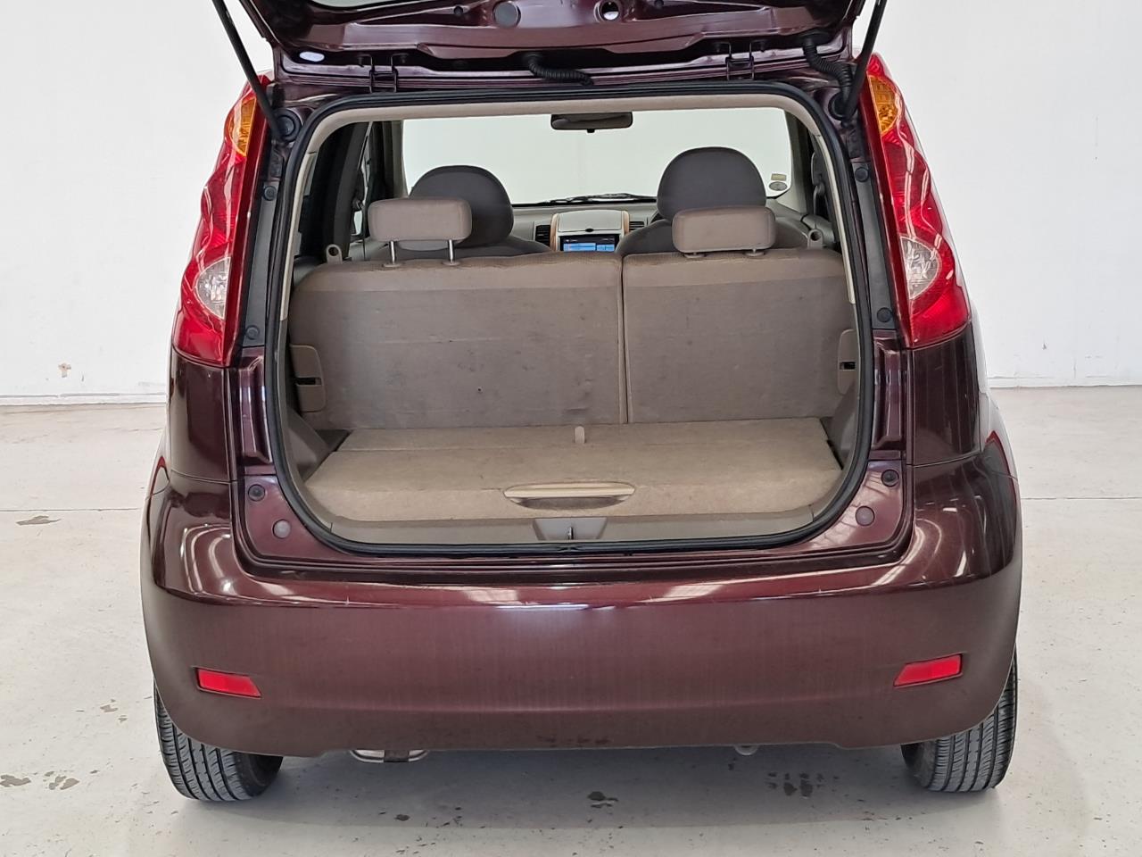 2009 Nissan Note thumbnail