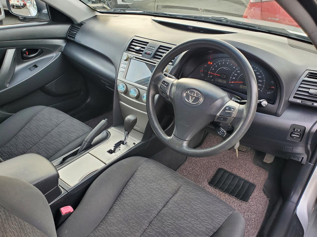 2011 Toyota Camry thumbnail