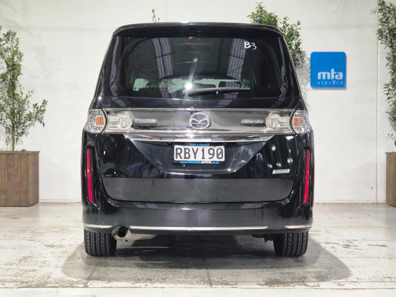 2013 Mazda BIANTE thumbnail
