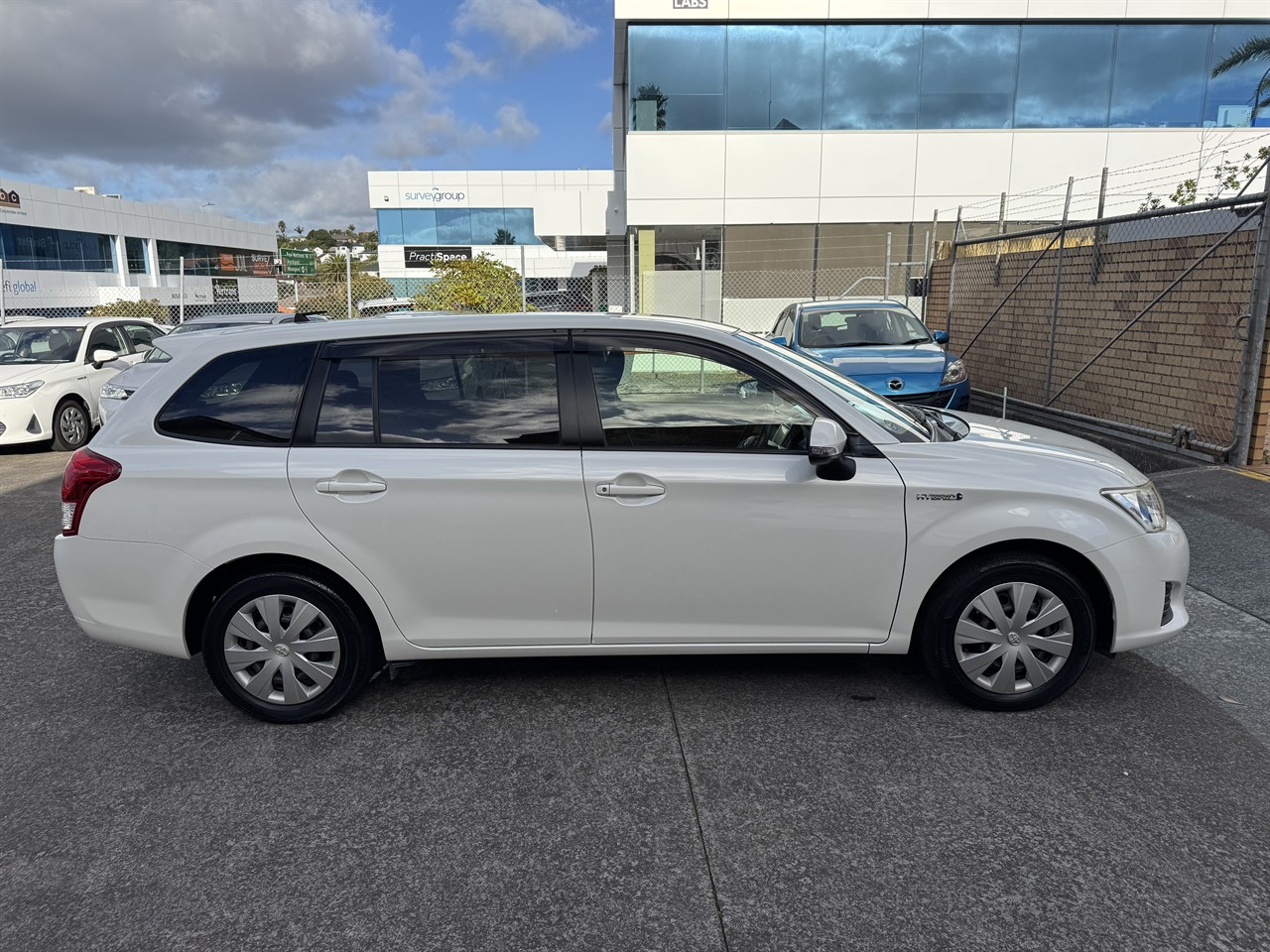 2014 Toyota Corolla thumbnail