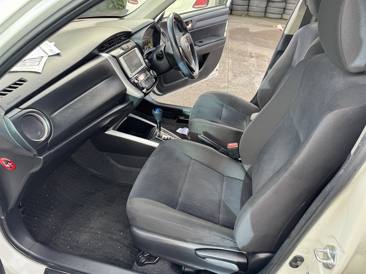 2014 Toyota Corolla thumbnail