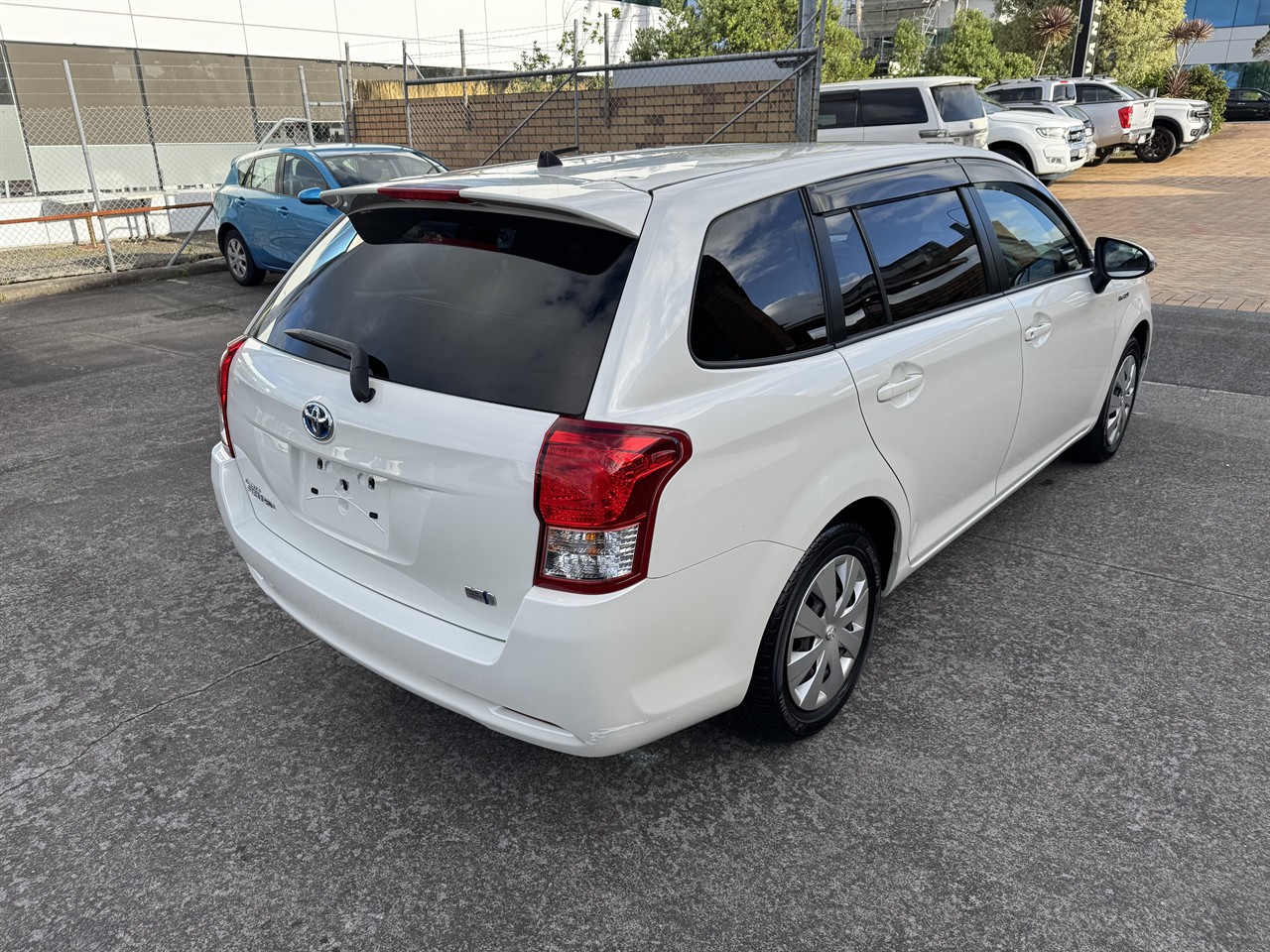 2014 Toyota Corolla thumbnail