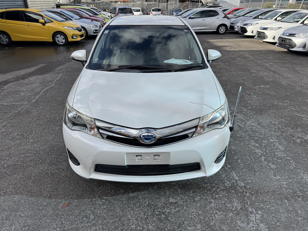 2014 Toyota Corolla thumbnail