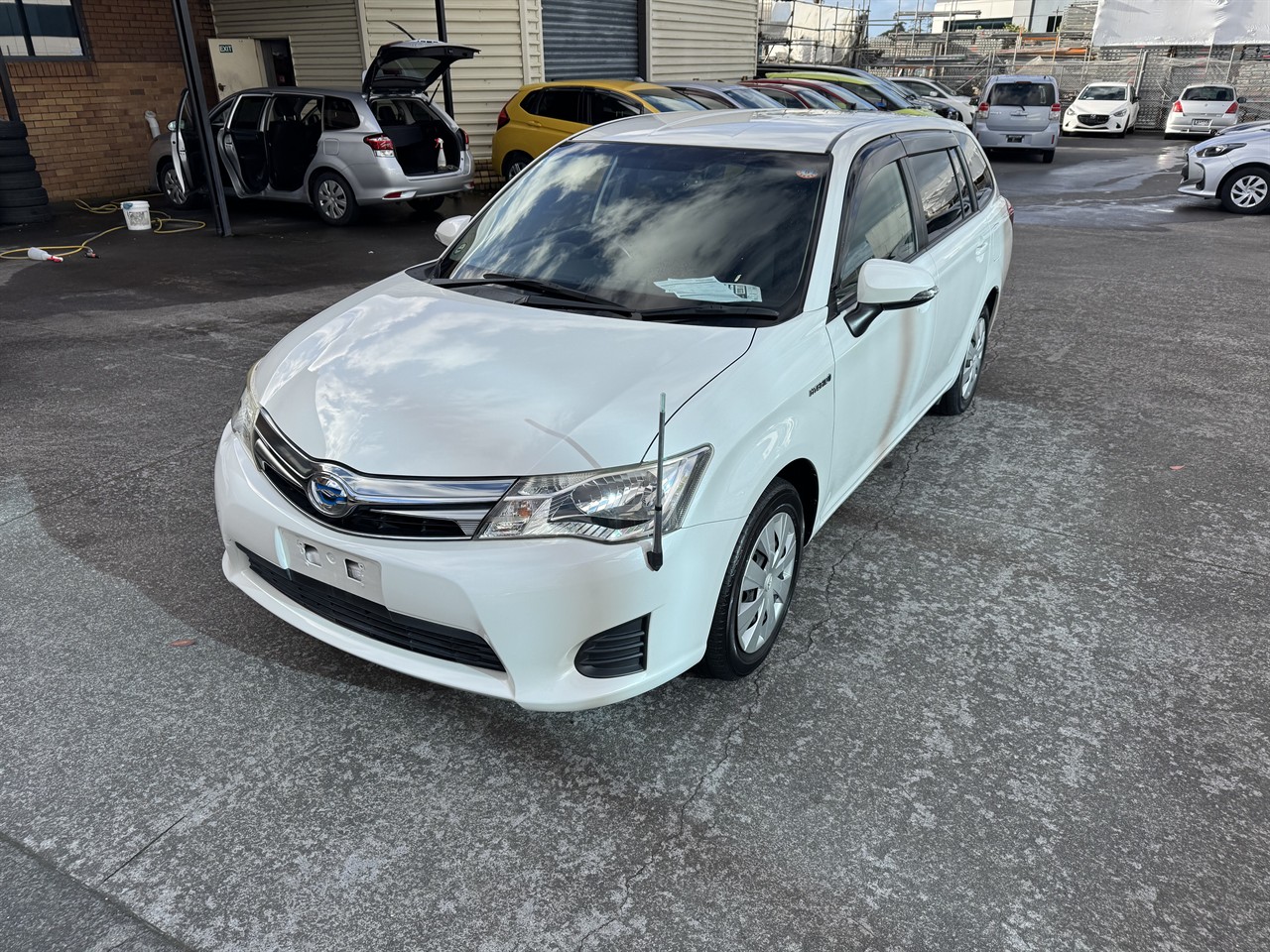 2014 Toyota Corolla thumbnail