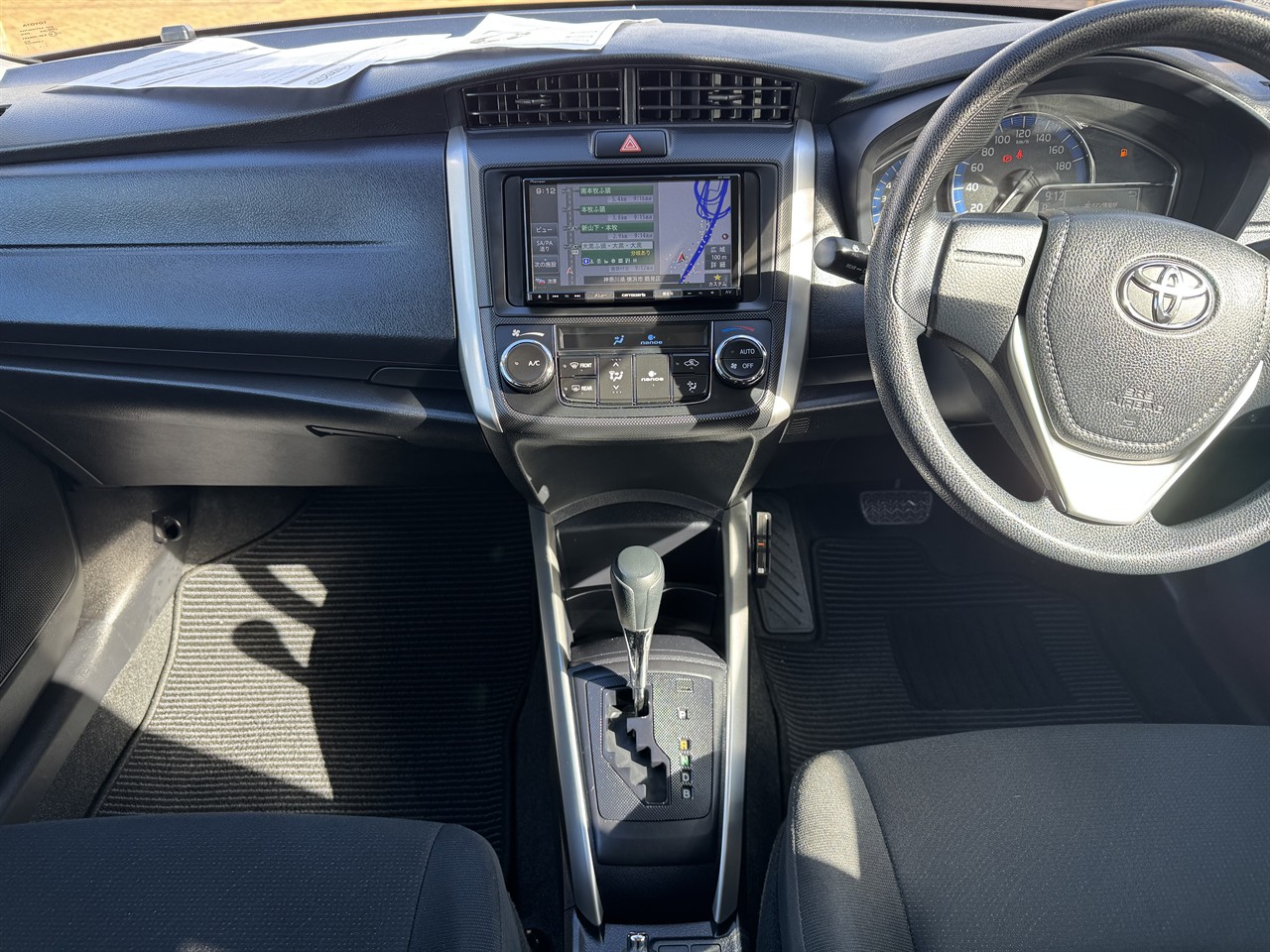 2020 Toyota Corolla thumbnail