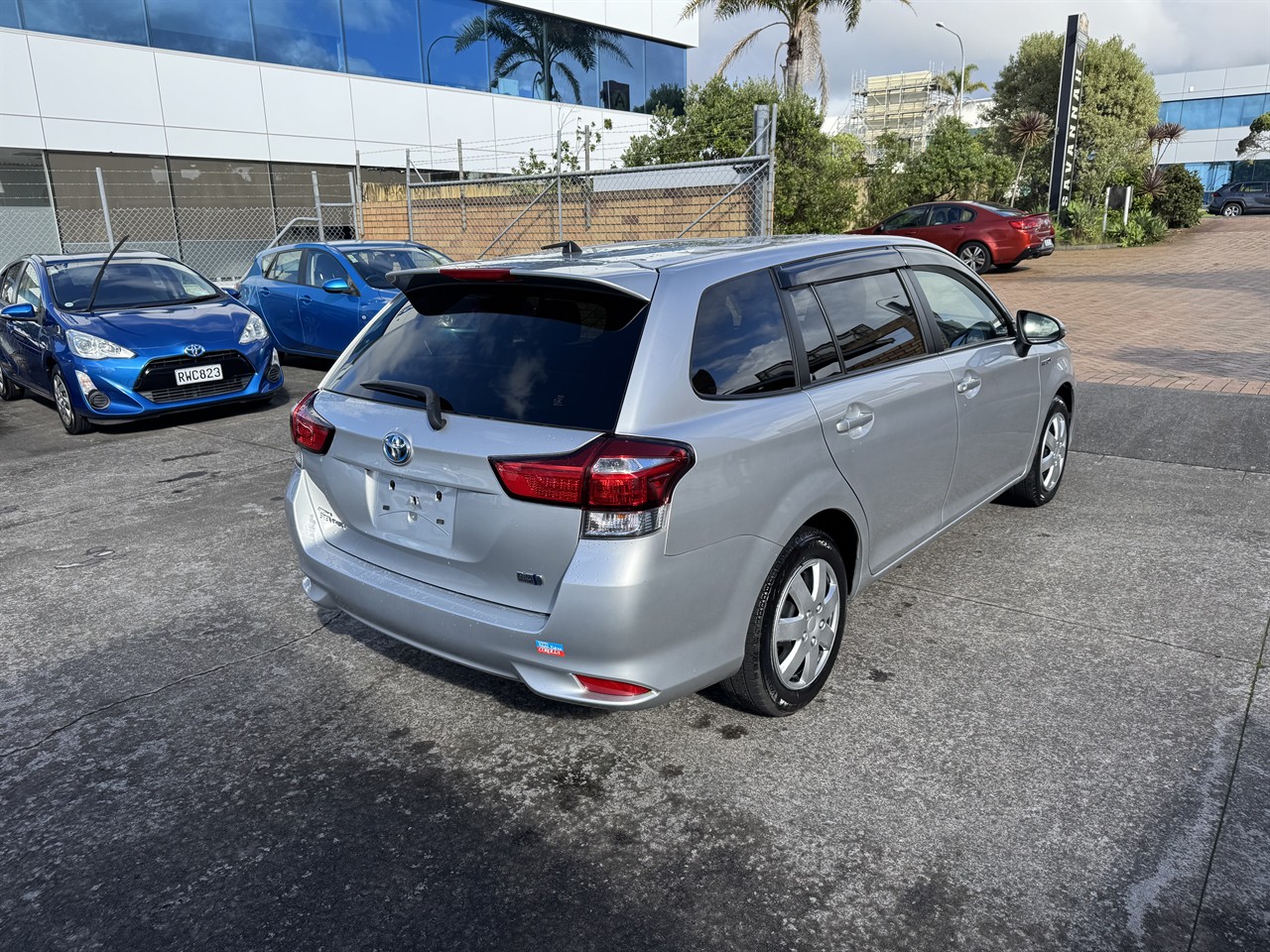 2020 Toyota Corolla thumbnail