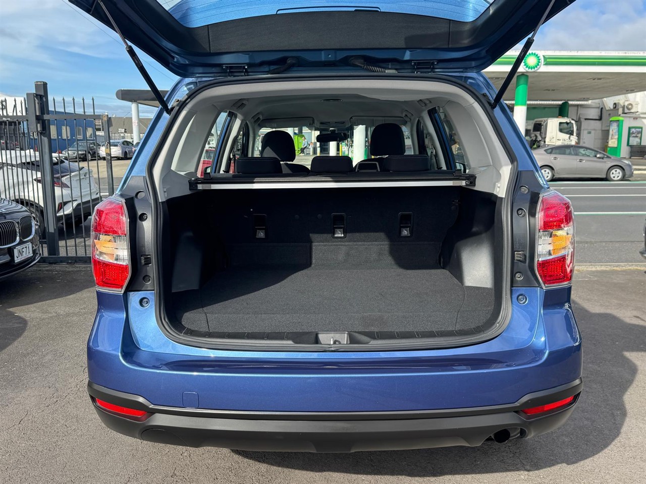 2014 Subaru Forester thumbnail